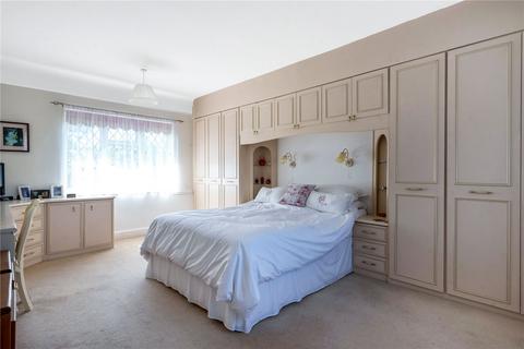 9 Holland Way, Bromley, BR2 7DW