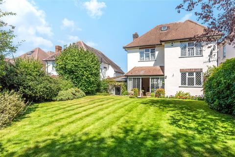 9 Holland Way, Bromley, BR2 7DW