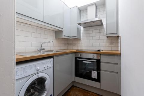undefined, 1107L Lochrin Place, Edinburgh, EH3 9QS