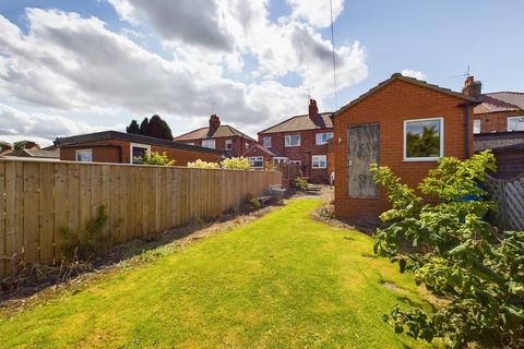 3 bedroom semi-detached house for sale, Wansford Road, Driffield, YO25 5NF
