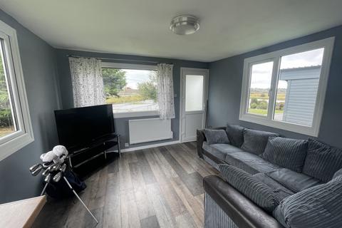 2 bedroom chalet for sale, Marine Parade, Sheerness ME12