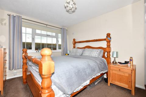 24 Colton Crescent, Dover, CT16 2EP