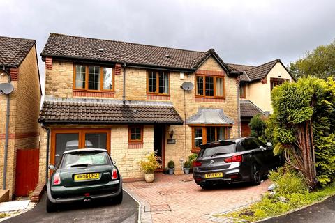 4 bedroom detached house for sale, Ffordd Scott, Birchdale, Birchgrove, Swansea, City And County of Swansea. SA7 9GB