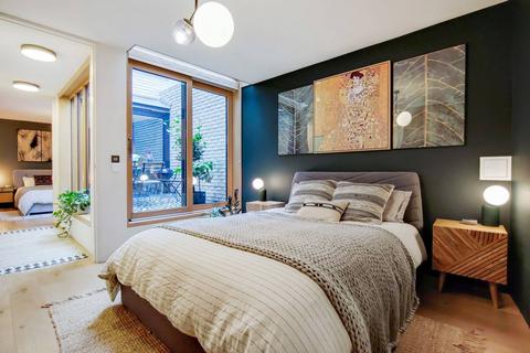 Flat 2, 1 Penfold Place, London, NW1 6RJ