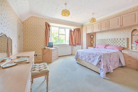 4 Minstead Way, New Malden, KT3 5JH