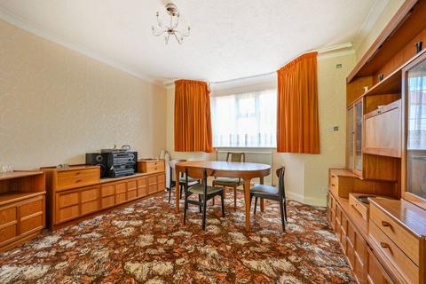 4 Minstead Way, New Malden, KT3 5JH