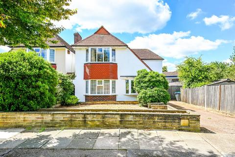 4 Minstead Way, New Malden, KT3 5JH