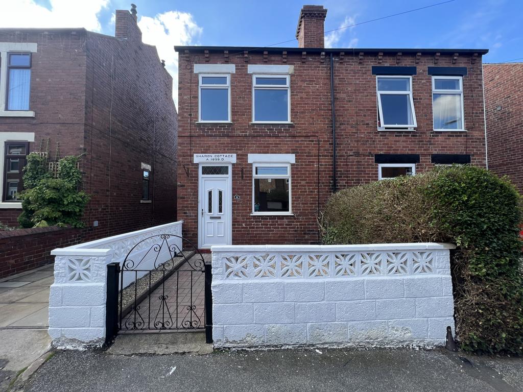 Coupland Road, Garforth 2 bed semidetached house £1,100 pcm (£254 pw)