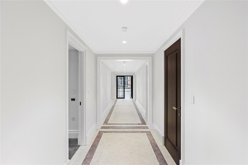 Apt 6, William St