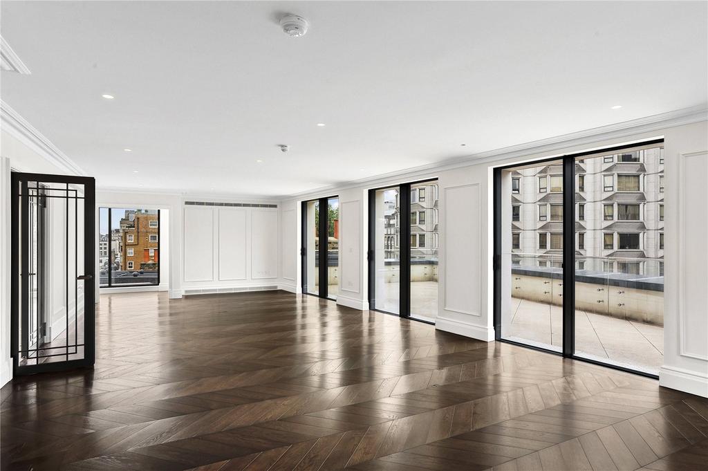 Apt 6, William St