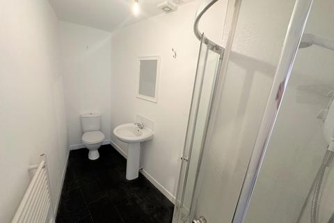 2 bedroom flat to rent, Hutcheon Street, City Centre, Aberdeen, AB25