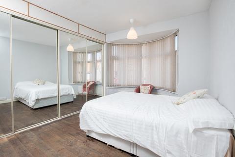 2 bedroom detached bungalow for sale - Boddington Road, Kettering, NN15