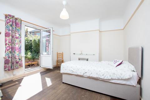 39 Boddington Road, Kettering, NN15 6DZ