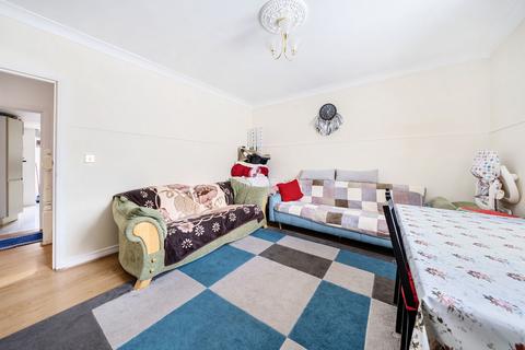 2 bedroom maisonette for sale, Park Street, Slough, SL1