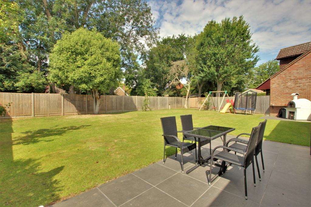 Southbrook Road, Langstone 4 bed detached house for sale £595,000