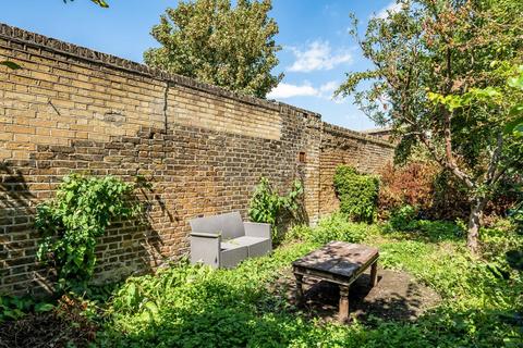 215 Railton Road, London, SE24 0LX