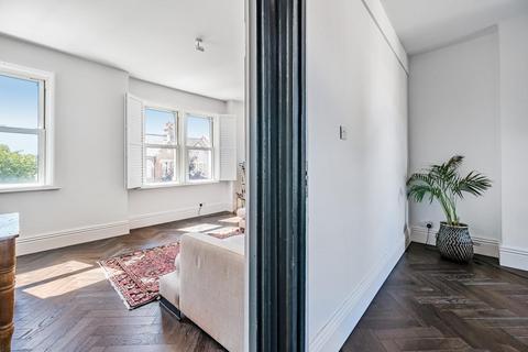 215 Railton Road, London, SE24 0LX