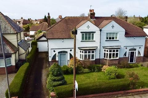 3 bedroom semi-detached house for sale, Rainford Road, Windle