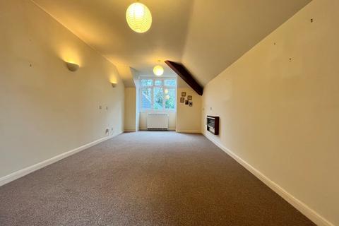 1 bedroom retirement property for sale, Headley Road, Grayshott, Hindhead, Hampshire