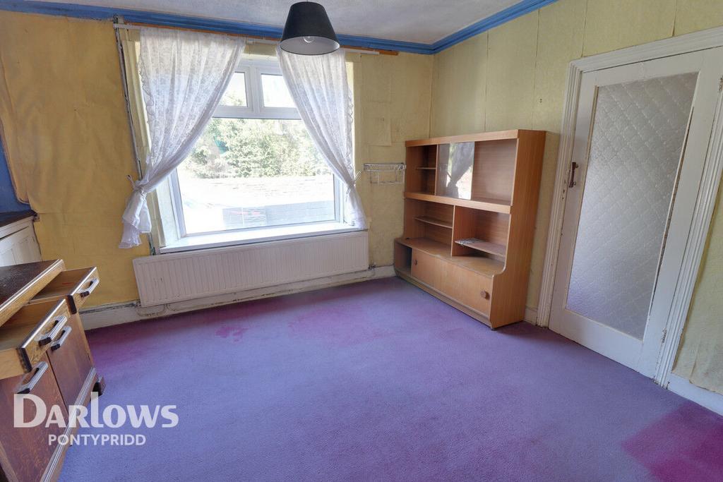 Cilfynydd Road, Pontypridd 3 bed end of terrace house for sale £90,000