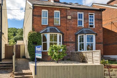 71 Boundary Road, Wooburn Green, High Wycombe, HP10 0DH