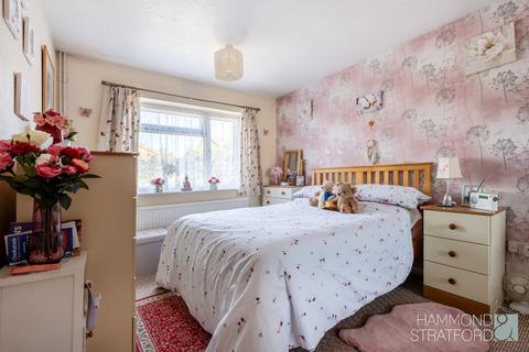 74 Clover Road, Attleborough, NR17 2JQ
