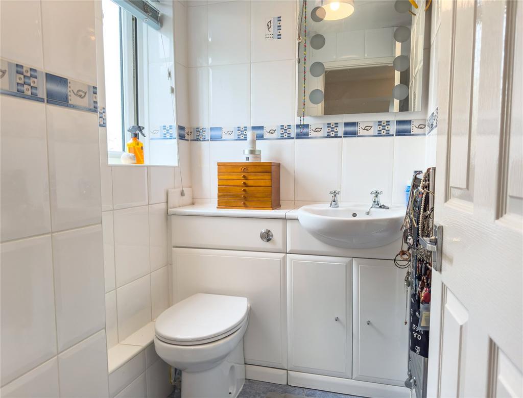 Ensuite