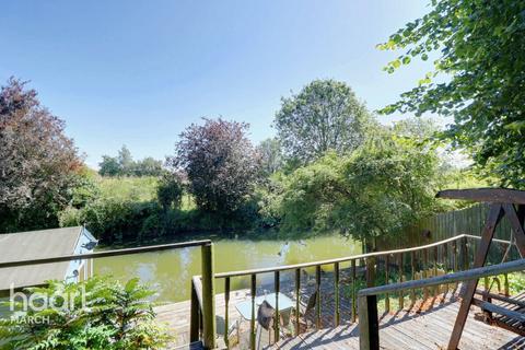 4 bedroom detached house for sale - Waterside Gardens, March