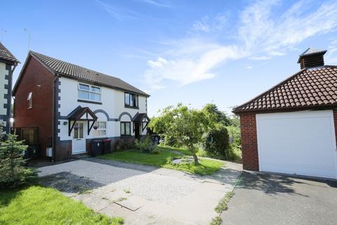 6 Barnsley Close, Atherstone, CV9 2DG