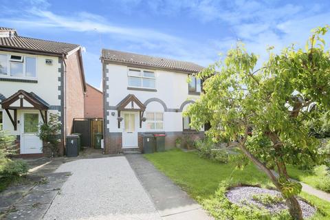 6 Barnsley Close, Atherstone, CV9 2DG