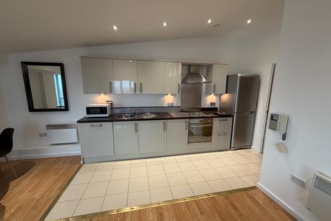 2 bedroom apartment to rent, *AVAILABLE NOW*MASSHOUSE PENTHOUSE