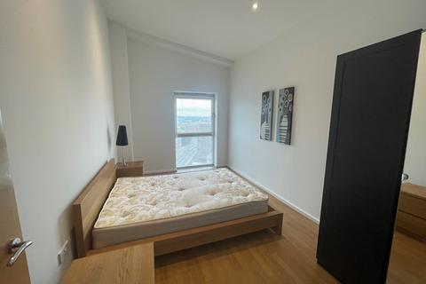 2 bedroom apartment to rent, *AVAILABLE NOW*MASSHOUSE PENTHOUSE