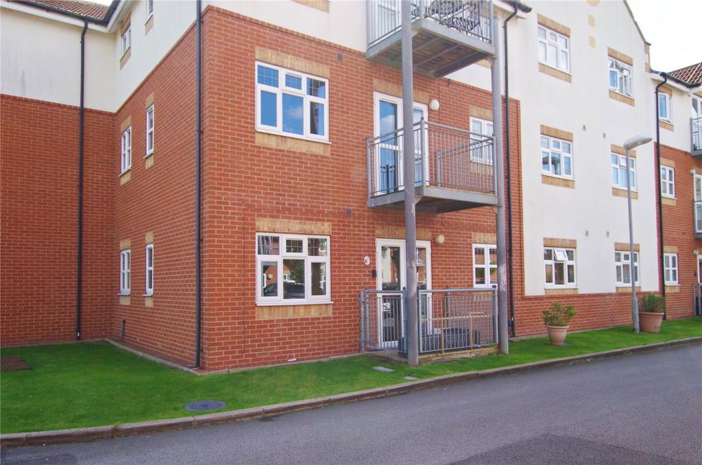 Birch Tree Drive, Hedon, Hull, East Yorkshire, HU12 2 bed apartment for sale £120,000