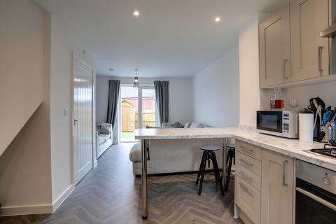 2 bedroom end of terrace house for sale - Shelduck Way, Dawlish