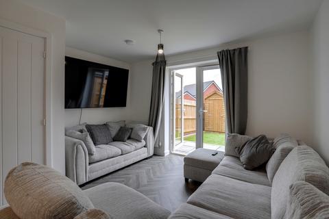 2 bedroom end of terrace house for sale, Shelduck Way, Dawlish