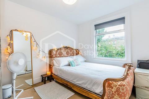 22 Raleigh Road, London, N8 0HY