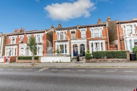 22 Raleigh Road, London, N8 0HY