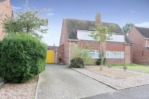 28 Kennett Road, Slough, SL3 8EE