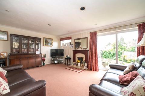 2a Westlecote Gardens, Luton, LU2 7DR