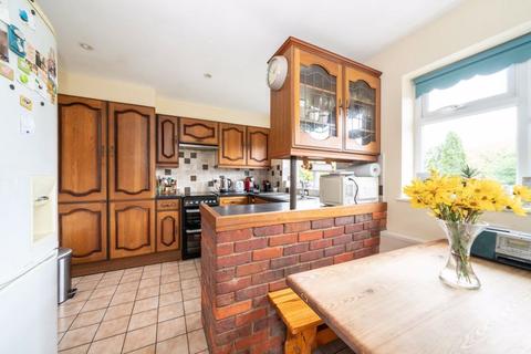 2a Westlecote Gardens, Luton, LU2 7DR