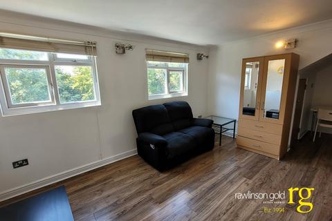 1 bedroom flat to rent, Roxborough Road, Harrow