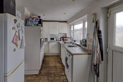 52 Alpine Drive, Wardle, Rochdale, OL12 9NZ