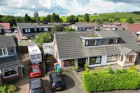 52 Alpine Drive, Wardle, Rochdale, OL12 9NZ