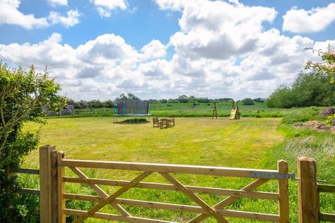 3 bedroom equestrian property for sale, Diamond House, Ferry Road, Fiskerton