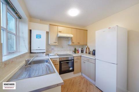 2 bedroom terraced house to rent, Ham Park Road, Stratford E15