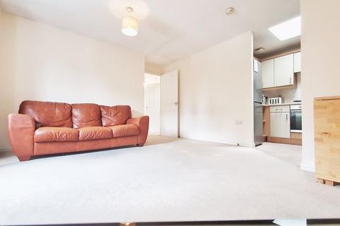 5 Bulford Close, Hucclecote, Gloucester, GL3 3AG