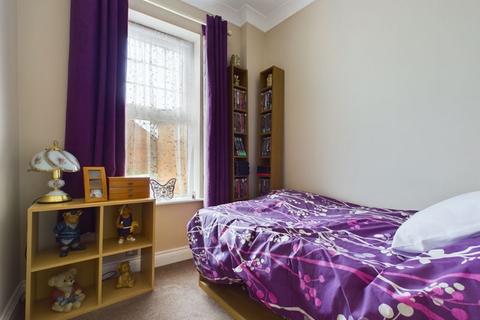 120 Cecil Road, Gloucester, GL1 5HS