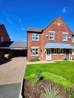 3 bedroom semi-detached house to rent, Cinder Avenue, Swadlincote