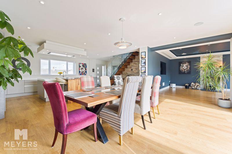 Highfield Road, Corfe Mullen, BH21 4 bed detached house for sale £875,000