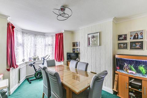 140 Littleheath Road, South Croydon, CR2 7SF